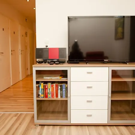 Easyapartments Ideal *